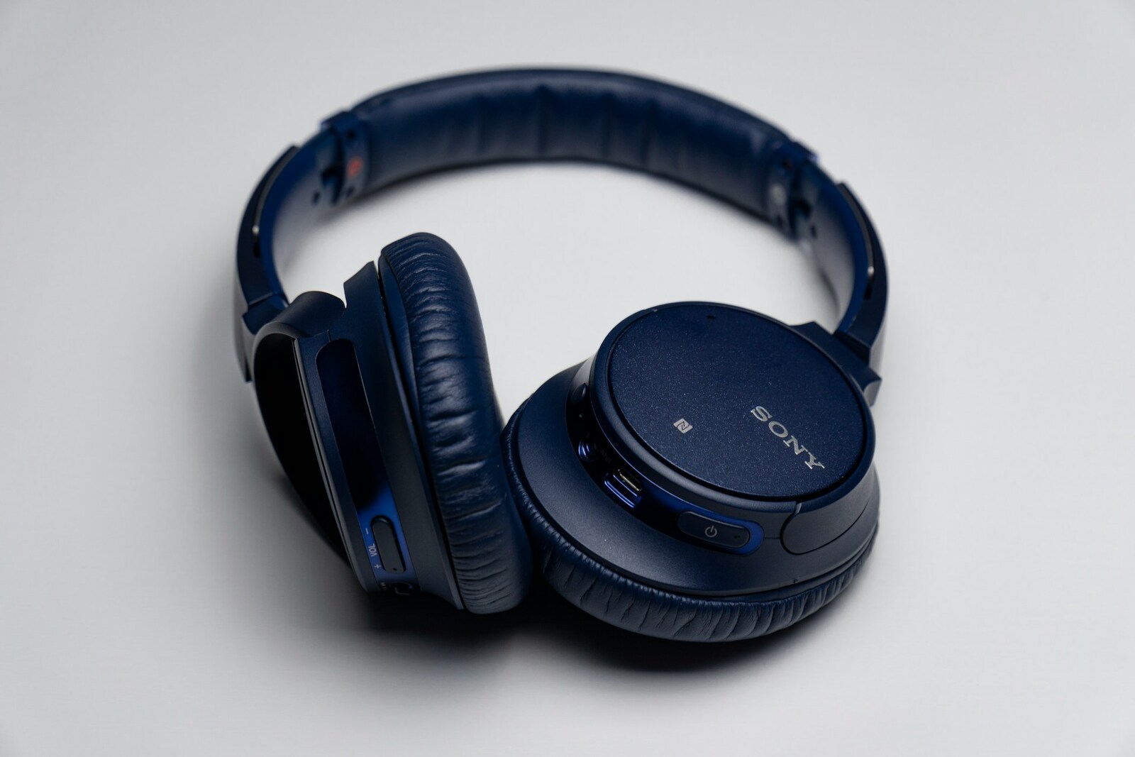 Sony WH-1000XM6